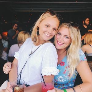 Meet your Posher, Olivia